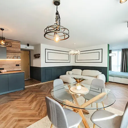 уютно студио 33 *