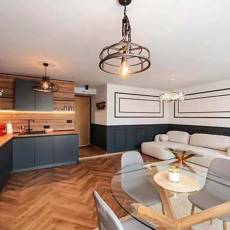 Apartment уютно студио 33 *